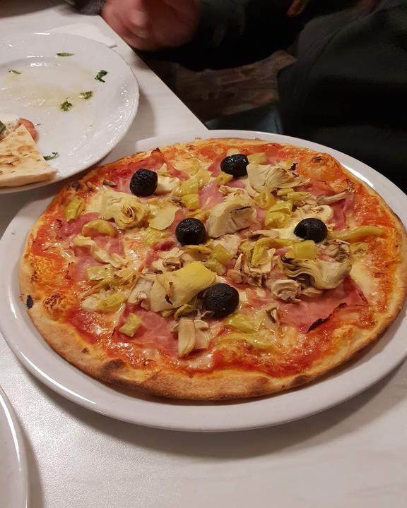 Europa Pizzeria Eiscafe Mario Domenico Di Maio